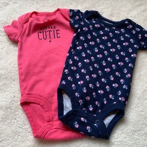🌸 Little Cutie 🌸 Carter's Baby Girl One Piece Bodysuit Set Size Newborn
